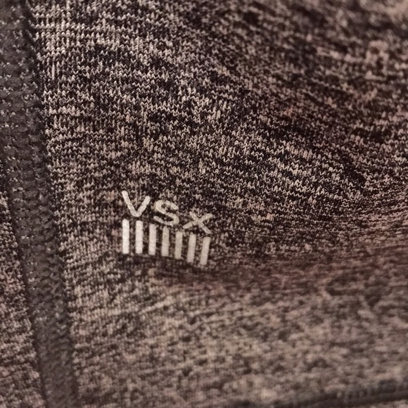 Victoria’s Secret VSX Sport Knockout brand size M crop length leggings - Picture 3 of 4